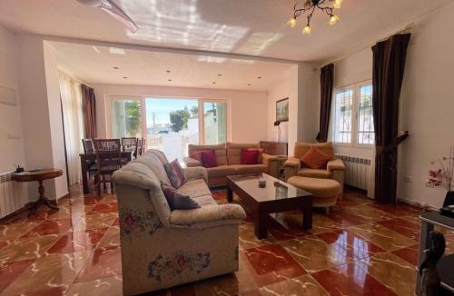 San Miguel de Salinas Villa | Traditional Villa with Private Pool SM591