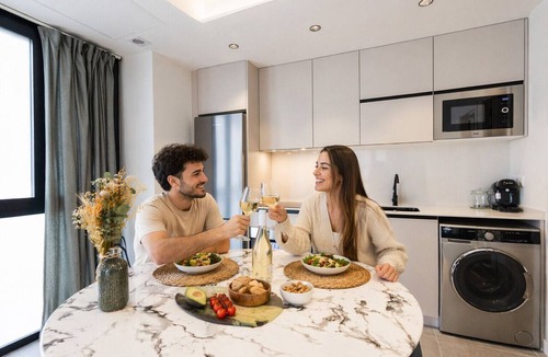 Nou Moles Apartment | Turia Park Loft IV | 4 Guests | AC and WiFi | Near ZOO