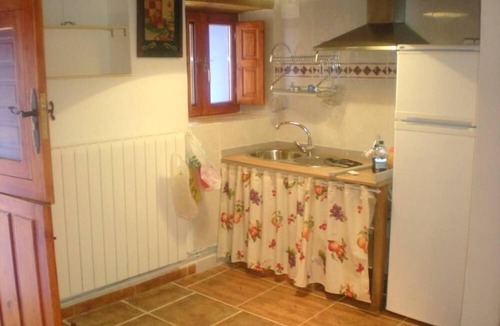Cebrones del Rio Cottage | Typical Leonese farmhouse completely renovated with garden and pool