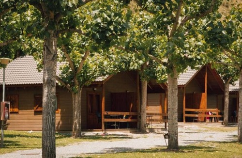 Montardit de Baix House | Typical wooden bungalows near Sort, pets allowed