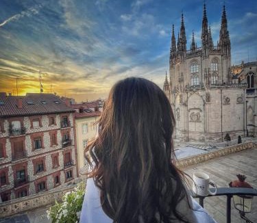 Burgos Apartment | Una MIRADA A LA CATEDRAL-Apartamentos Burgos Catedral