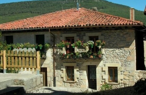 Molinos de Duero Cottage | Uncle Benito's House for 5 people