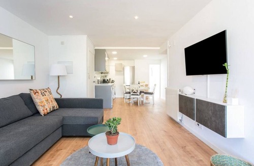 Castelldefels Apartment | Unique Sea views & Beachfront Apartment