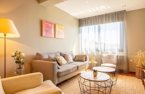 Banyoles Apartment | UP ROOMS BANYOLES