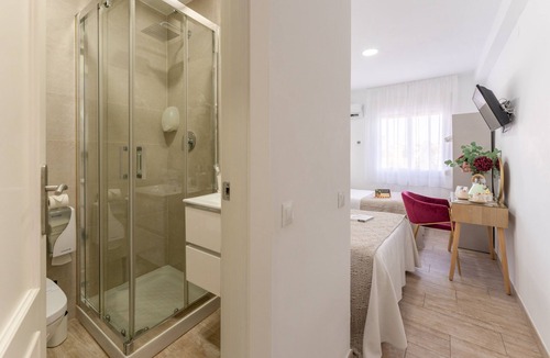 Cruz de Humilladero House | URBAN ROOMS B&R