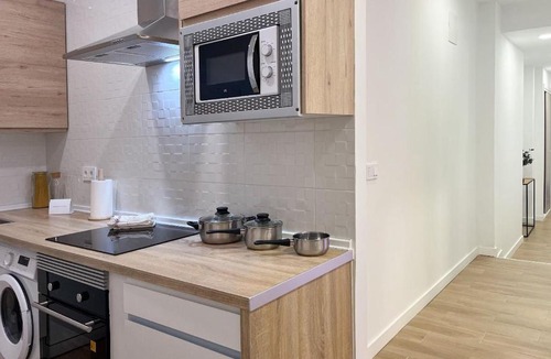 Pradolongo Apartment | Urban-Usera with Terrace in Madrid Chinatown