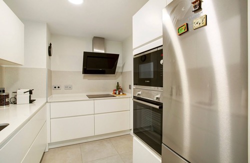 Las Palmas de Gran Canaria Apartment | Vacation Apartment 'La Fontanilla' with Wi-Fi and Air Conditioning
