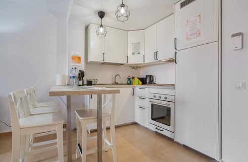 Nuevo Horizonte Apartment | Vacation Apartment 'vv Sueño Del Mar' with Sea View, Pool and Wi-Fi
