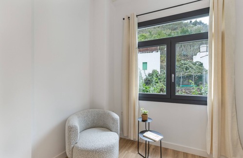 Moya Apartment | Vacation Apartment '5' with Mountain View, Shared Terrace and Shared Garden