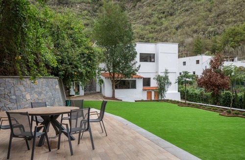 Moya Apartment | Vacation Apartment '5' with Mountain View, Shared Terrace and Shared Garden