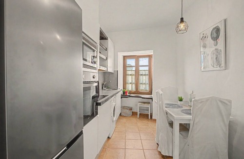 Tetir Apartment | Vacation Apartment 'Emblematica Miranda - 1' with Mountain View, Balcony and Wi-Fi