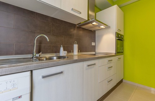 Gran Tarajal Apartment | Vacation Apartment 'Casa Nurita y El Cho' with Sea View, Wi-Fi & Air Conditioning