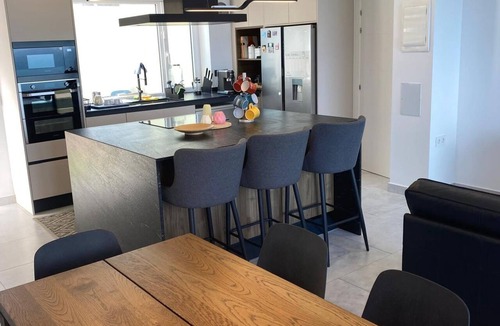 Telde Apartment | Vacation Apartment 'The Cliff View B' with Sea View, Private Terrace and Wi-Fi
