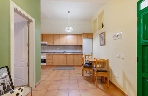 Tejeda Apartment | Vacation Apartment 'Guía' with Shared Terrace, Shared Garden and Wi-Fi
