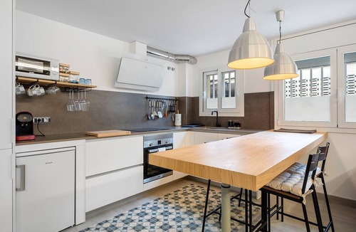 Calafell Apartment | Vacation Apartment "Kaixo" with Air Conditioning and Wi-Fi