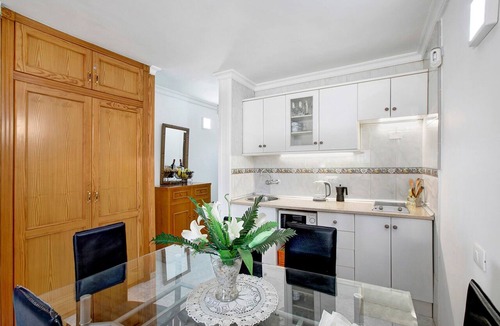 Arona Apartment | Vacation Apartment 'Mertxe' with Shared Pool, Private Terrace and Wi-Fi