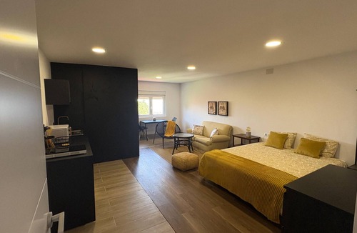 Arucas Apartment | Vacation 'Bastion Del Drago - 2' with Mountain View, Shared Terrace and Wi-Fi