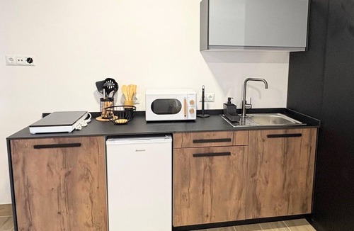 Arucas Apartment | Vacation 'Bastion Del Drago - 2' with Mountain View, Shared Terrace and Wi-Fi
