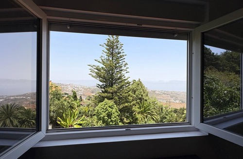Arucas Apartment | Vacation 'Bastion Del Drago - 2' with Mountain View, Shared Terrace and Wi-Fi