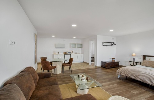 Arucas Apartment | Vacation 'Bastion Del Drago - 1' with Sea View, Shared Terrace and Wi-Fi