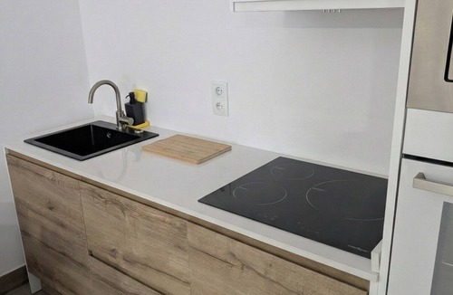 Los Portales Apartment | Vacation 'Bastion Del Drago - 6' with Mountain View, Shared Terrace and Wi-Fi