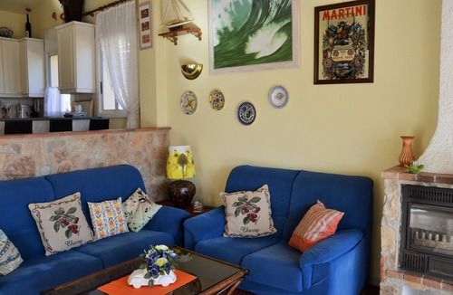 Tossa de Mar House | Vacation chalet with a swimming pool, dogs are allowed