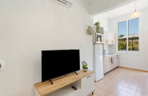 Risco Blanco Apartment | Vacation Home 'Casa 4' with Mountain View, Wi-Fi and Air Conditioning