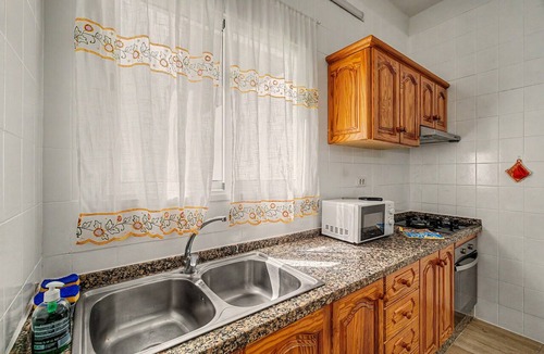 San Isidro House | Vacation Home 'Casa Abuela' with Private Terrace and Wi-Fi