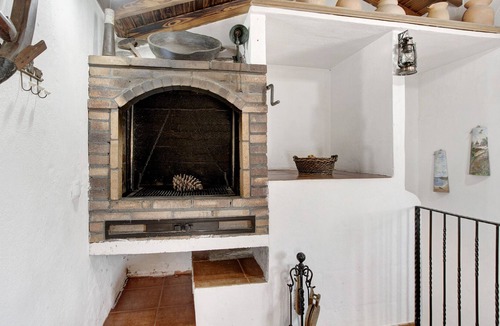 El Cercado House | Vacation Home 'Casa Osciris' with Sea View & Wi-Fi