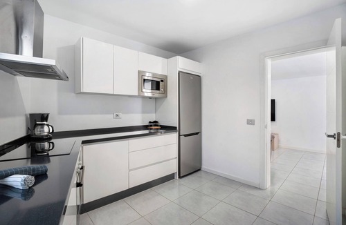 Candelaria House | Vacation Home 'El Pleito' with Private Pool, Private Terrace and Wi-Fi