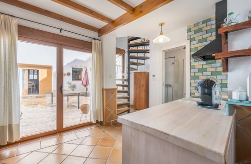Murchas House | Vacation Home "El Valle Verde" with Mountain View, Private Terrace & Wi-Fi