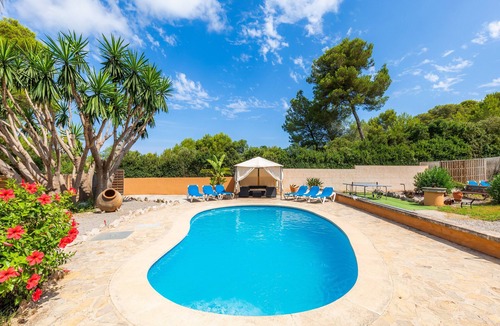 Capdepera House | Vacation Home Finca Can Sito with Mountain View, Pool, Wi-Fi, Garden & Terrace