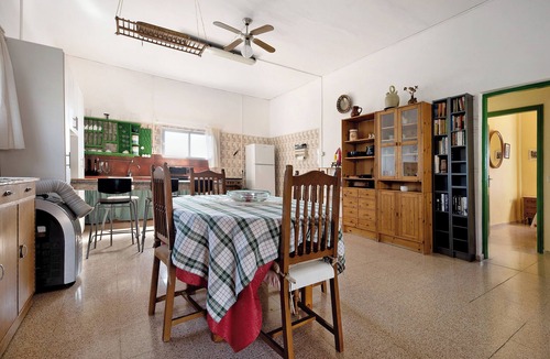 Arico House | Vacation Home Finca El Pizarro with Sea View, Pool & Garden