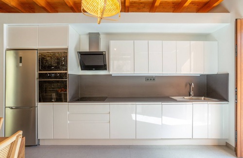 La Solana House | Vacation Home 'Jacam Suite' with Private Terrace, Wi-Fi and Air Conditioning