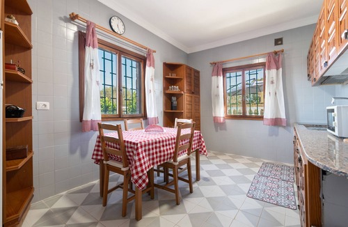 Teror House | Vacation Home 'La Casa De Teror' with Sea View, Private Pool and Wi-Fi