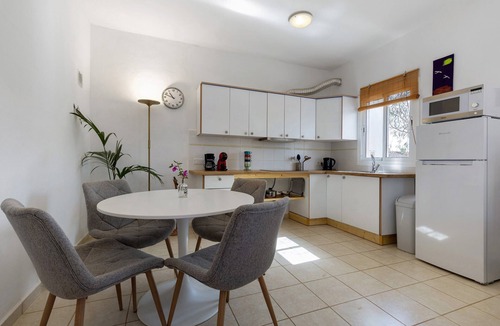 Tuineje House | Vacation Home "La Finca Las Estrellas" with Mountain View, Garden & Wi-Fi