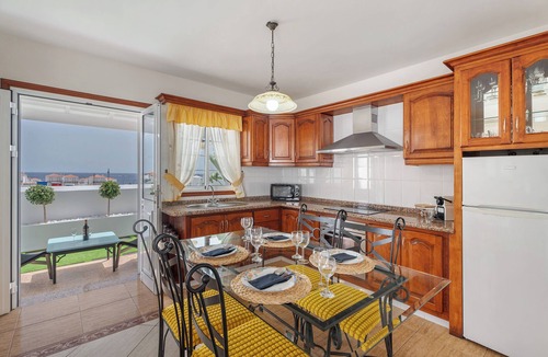 Abades House | Vacation Home 'Morgana' with Sea View, Private Terrace and Wi-Fi