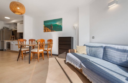 Los Lagos House | Vacation Home 'Oceanfront Apartment with Pool' with Mountain View, Private Terrace and Wi-Fi