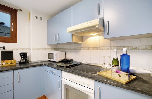 Candelaria House | Vacation Home 'Vista Horizonte' with Sea View, Private Pool and Wi-Fi