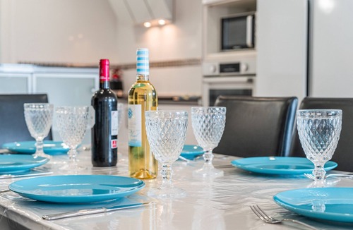 Es Garrovers House | Vacation Home "Villa Sueños" with Private Pool, Private Terraces & Wi-Fi