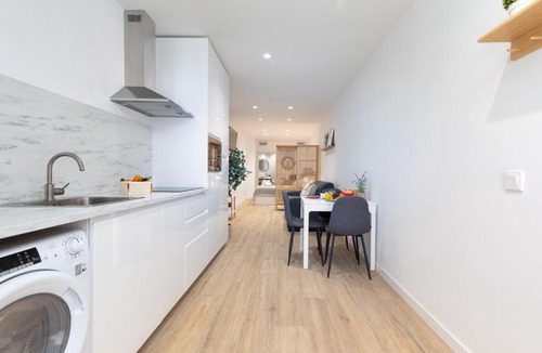 Aiora Apartment | Valencia Marina Apartment near Beach & City of Arts