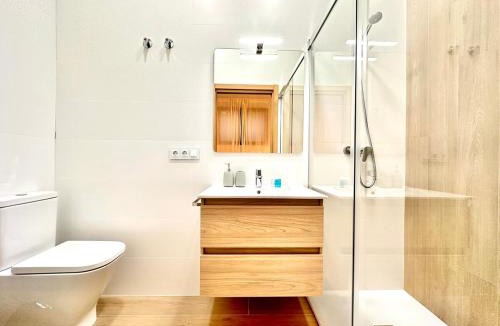 L'Illa Perduda Apartment | Valentia Modern and Comfortable Beachside Style