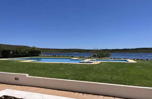 Fornells Apartment | Very front line stunning sea views near the beach