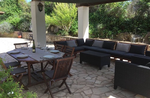 Calonge Villa | Very private Villa with large swimming pool and Aircon