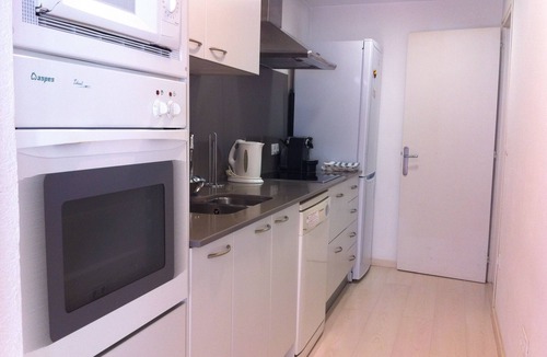Roses Town Center Apartment | Very spacious apartment, almost on the first line. With an ocean view and garden