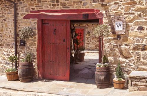 Santa Catalina de Somoza House | Via Avis