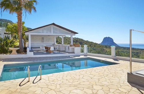 Sant Josep de sa Talaia Villa | Villa ∙ 5 bedrooms ∙ 10 guests