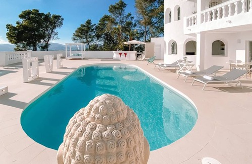 Can Furnet Villa | Villa ∙ 5 bedrooms ∙ 10 guests
