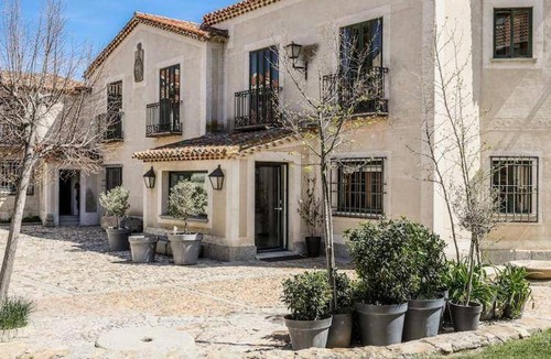 Avila Villa | Villa ∙ 6 bedrooms ∙ 12 guests