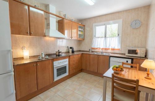 Punta Grossa House | Villa 8, chalet pareado con jardín y piscina
